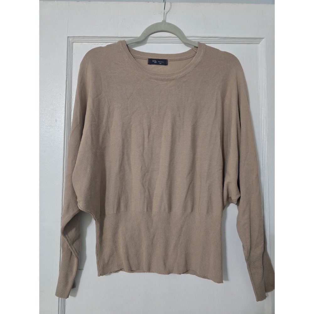 KLd Beige Ladies Sweater - Size M/L Made In USA‎ 100% Viscose